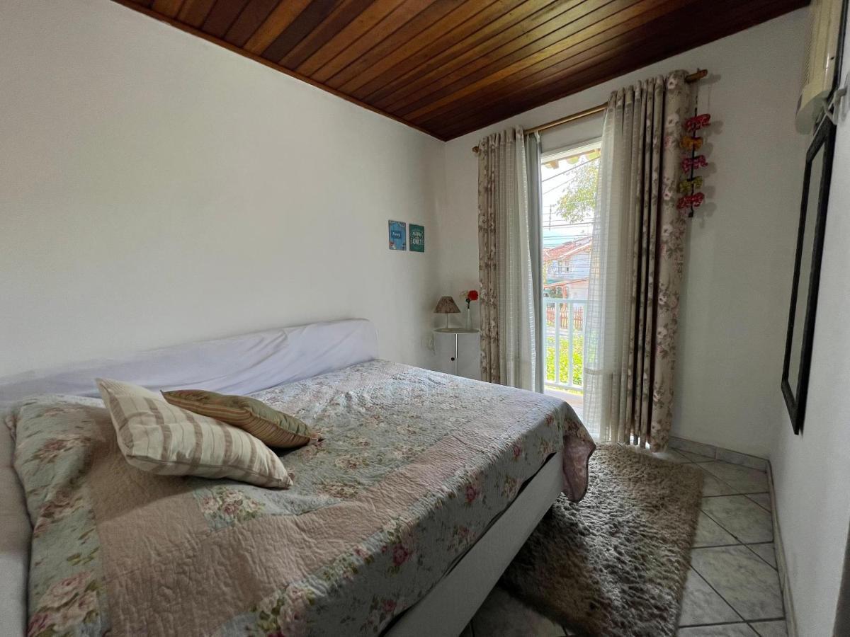 Casa Verde No Centro De Парати Екстериор снимка
