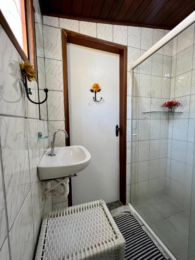 Casa Verde No Centro De Парати Екстериор снимка